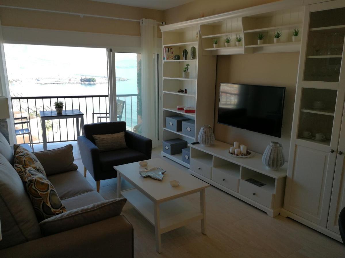 Fuengirola. Bonito apartamento en Paseo Marítimo. Espectaculares vistas al mar. Primera línea Exterior foto